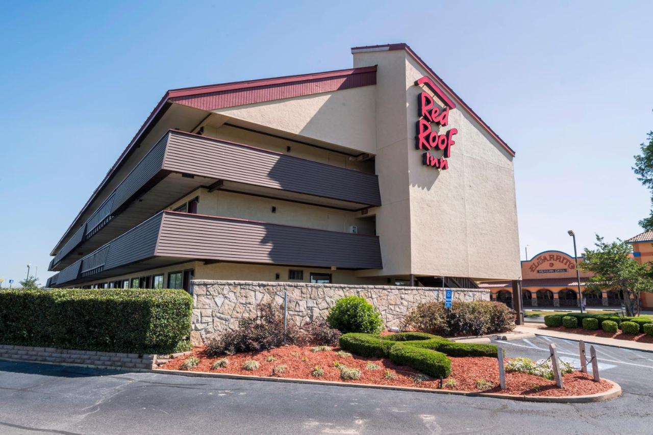Red Roof Inn Cincinnati Northeast - Blue Ash Bagian luar foto