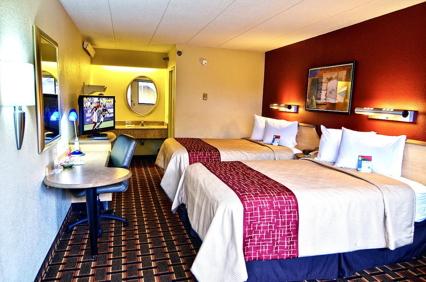 Red Roof Inn Cincinnati Northeast - Blue Ash Bagian luar foto