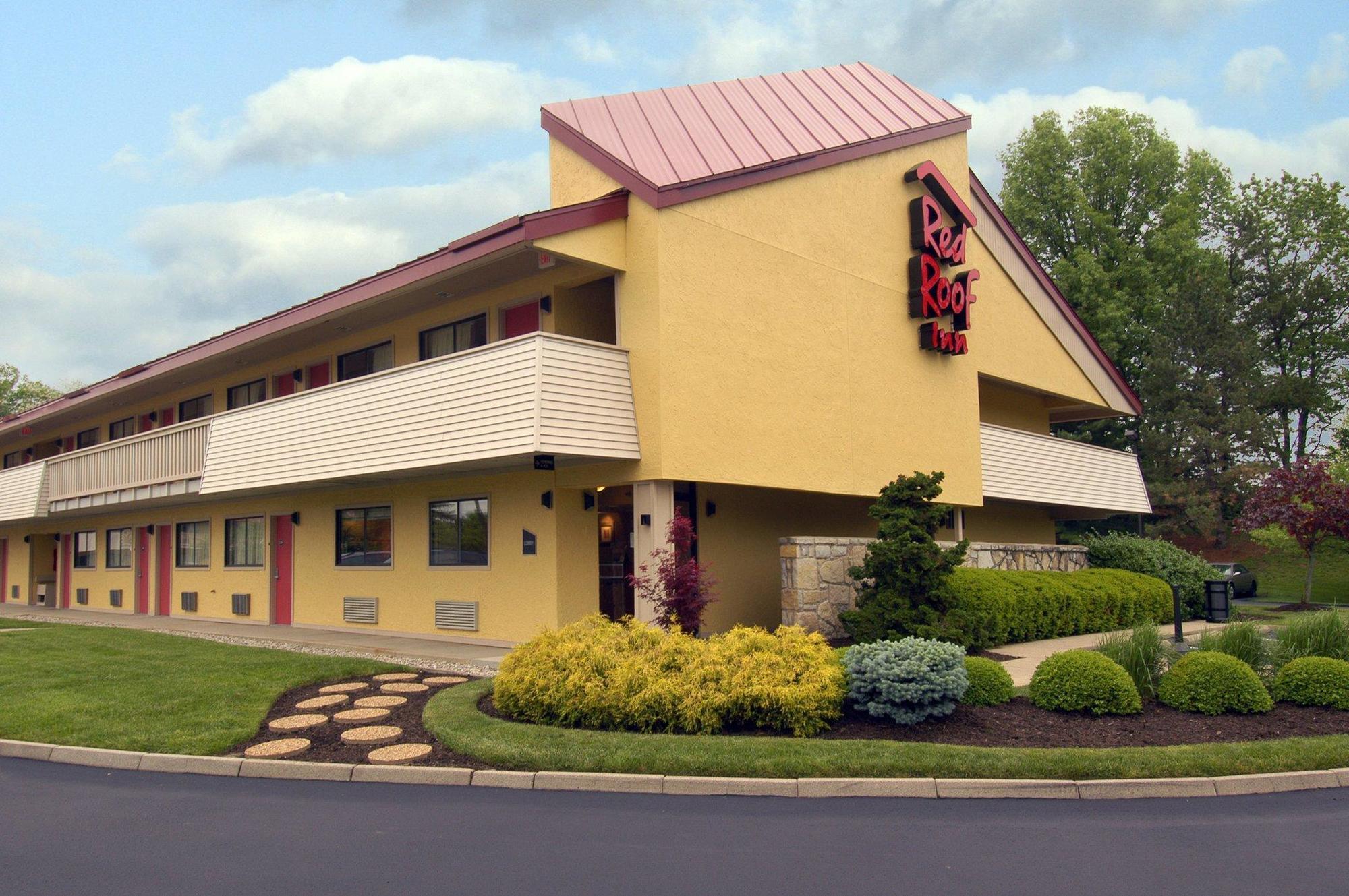 Red Roof Inn Cincinnati Northeast - Blue Ash Bagian luar foto