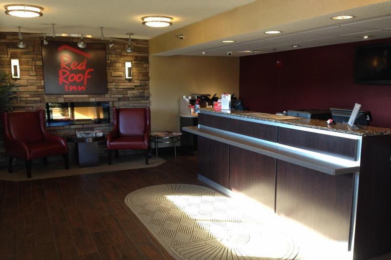 Red Roof Inn Cincinnati Northeast - Blue Ash Bagian luar foto