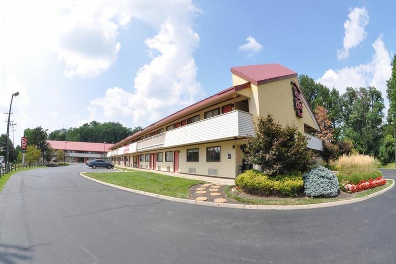 Red Roof Inn Cincinnati Northeast - Blue Ash Bagian luar foto