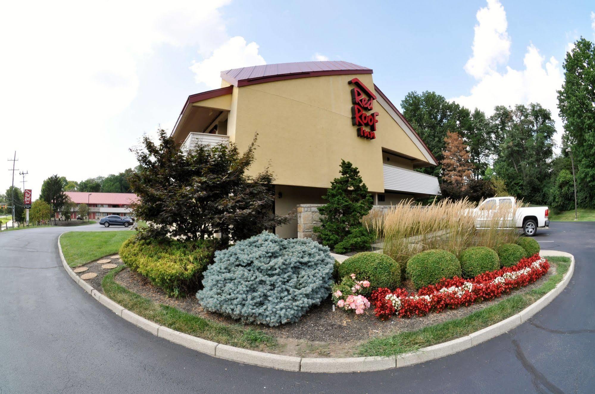 Red Roof Inn Cincinnati Northeast - Blue Ash Bagian luar foto